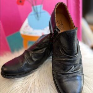 Black Ankle Boots with Lace-Up Design and Matte Finish